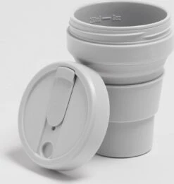STOJO - Opvouwbare Beker - To Go - Grijs - 237ml - Herbruikbaar 17 STOJO - Opvouwbare Beker - To Go - Grijs - 237ml - Herbruikbaar -Premium Waterflessenwinkel 1132x1200