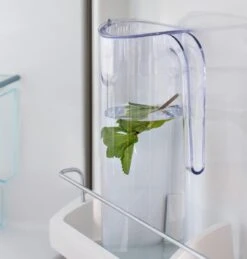 Mepal Flow Waterkan - 1,5 L - Helder 8 Mepal Flow Waterkan - 1,5 L - Helder -Premium Waterflessenwinkel 1143x1200