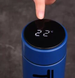 Slimme Thermosfles Met LCD Temperatuur Display - Curver Isolatiefles 0,5 Liter - Dubbelwandige Thermosfles - Thermosbeker - Isoleerfles - Thermoskan - Travel Mug - Bidon Drinkfles - Koffiebeker - Drinkflessen - RVS - Smart Thermos - Bidon - Metaal 23 Slimme Thermosfles Met LCD Temperatuur Display - Curver Isolatiefles 0,5 Liter - Dubbelwandige Thermosfles - Thermosbeker - Isoleerfles - Thermoskan - Travel Mug - Bidon Drinkfles - Koffiebeker - Drinkflessen - RVS - Smart Thermos - Bidon - Metaal -Premium Waterflessenwinkel 1153x1200 1
