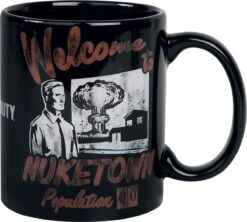 Pyramid International Cadeauset - Call Of Duty: Everygreen Nuketown - Mok, Onderzetter En Sleutelhanger -Premium Waterflessenwinkel 1200x1078 6