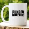 Dunder Mifflin Mok - The Office Merchandise - Michael Scoot - Koffiemok - Grappige Cadeaus - Kado Man - Cadeau Voor Man - Mokken En Bekers - Verjaardag Cadeau - Koffiekopjes - Mok Met Tekst - Collega Kado 1 Dunder Mifflin Mok - The Office Merchandise - Michael Scoot - Koffiemok - Grappige Cadeaus - Kado Man - Cadeau Voor Man - Mokken En Bekers - Verjaardag Cadeau - Koffiekopjes - Mok Met Tekst - Collega Kado -Premium Waterflessenwinkel 1200x1200 1109
