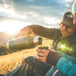 Stanley The Legendary Classic Bottle 1,00L - Thermosfles - Matte Black -Premium Waterflessenwinkel 1200x1200 180