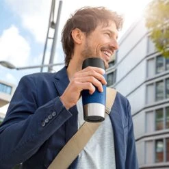 Emsa Thermo Mok Blauw 0.36L 20 Emsa Thermo Mok Blauw 0.36L -Premium Waterflessenwinkel 1200x1200 366