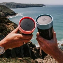 Circular & Co - Travel Mug - Koffiebeker To Go - Coffee To Go Beker - 340 Ml - Crème - Zwart - 12oz - Duurzaam -Premium Waterflessenwinkel 1200x1200 711