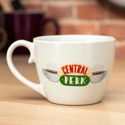 Friends Central Perk Cappuccino Mok 16 Friends Central Perk Cappuccino Mok -Premium Waterflessenwinkel 1200x1200 729