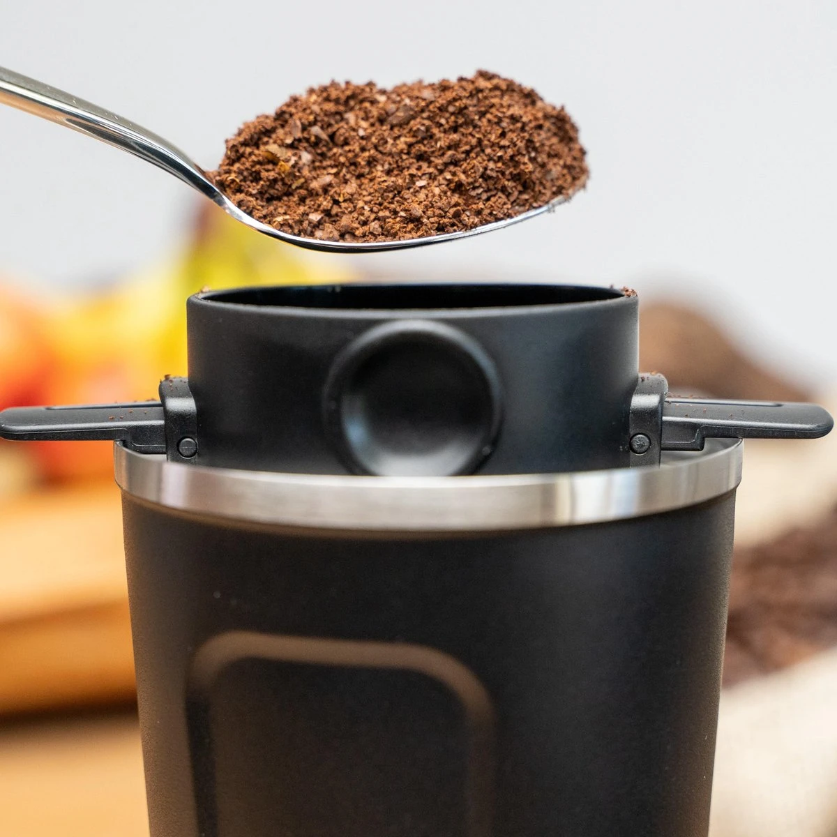 JOR Products® Thermobeker - Koffiezetapparaat - Koffiebonen - Thee - Koffiemachine - Thermoskan - Espressomachine - Reizen - Camping - Koffiefilterhouder 5 JOR Products® Thermobeker - Koffiezetapparaat - Koffiebonen - Thee - Koffiemachine - Thermoskan - Espressomachine - Reizen - Camping - Koffiefilterhouder - Afbeelding 3