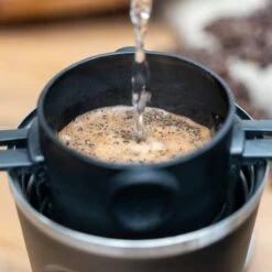 JOR Products® Thermobeker - Koffiezetapparaat - Koffiebonen - Thee - Koffiemachine - Thermoskan - Espressomachine - Reizen - Camping - Koffiefilterhouder 20 JOR Products® Thermobeker - Koffiezetapparaat - Koffiebonen - Thee - Koffiemachine - Thermoskan - Espressomachine - Reizen - Camping - Koffiefilterhouder -Premium Waterflessenwinkel 1200x1200 859