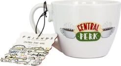 Friends Central Perk Cappuccino Mok 18 Friends Central Perk Cappuccino Mok -Premium Waterflessenwinkel 1200x652 2