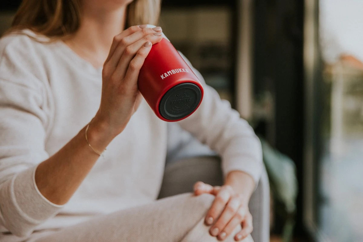 Kambukka Olympus Thermosbeker 300 Ml - Makkelijk Reinigen - Lekvrije Koffiebeker - RVS - Cherry Cake 8 Kambukka Olympus Thermosbeker 300 Ml - Makkelijk Reinigen - Lekvrije Koffiebeker - RVS - Cherry Cake - Afbeelding 6