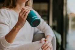 Kambukka Olympus Thermosbeker 300 Ml - Makkelijk Reinigen - Lekvrije Koffiebeker - RVS - Enchanted Forest -Premium Waterflessenwinkel 1200x800 77