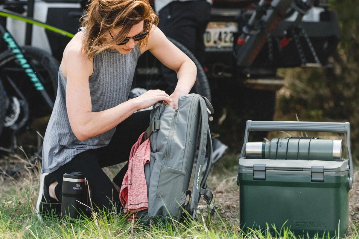 Stanley The Legendary Classic Bottle 1,90L - Thermosfles - Hammertone Green 7 Stanley The Legendary Classic Bottle 1,90L - Thermosfles - Hammertone Green - Afbeelding 5