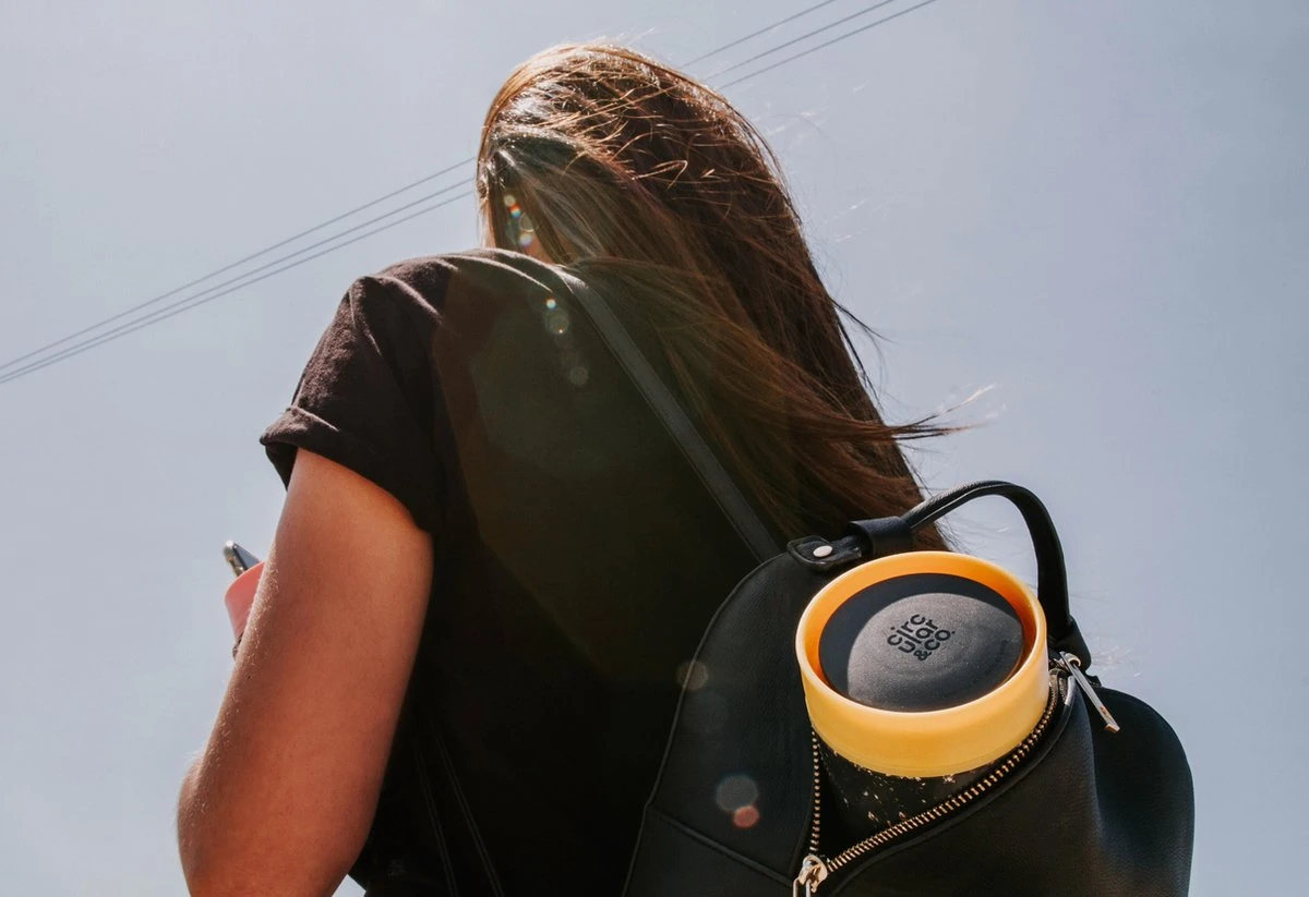 Circular&Co. Herbruikbare To Go Koffiebeker (rCUP) Crème/groen 12oz/340ml 7 Circular&Co. Herbruikbare To Go Koffiebeker (rCUP) Crème/groen 12oz/340ml - Afbeelding 5