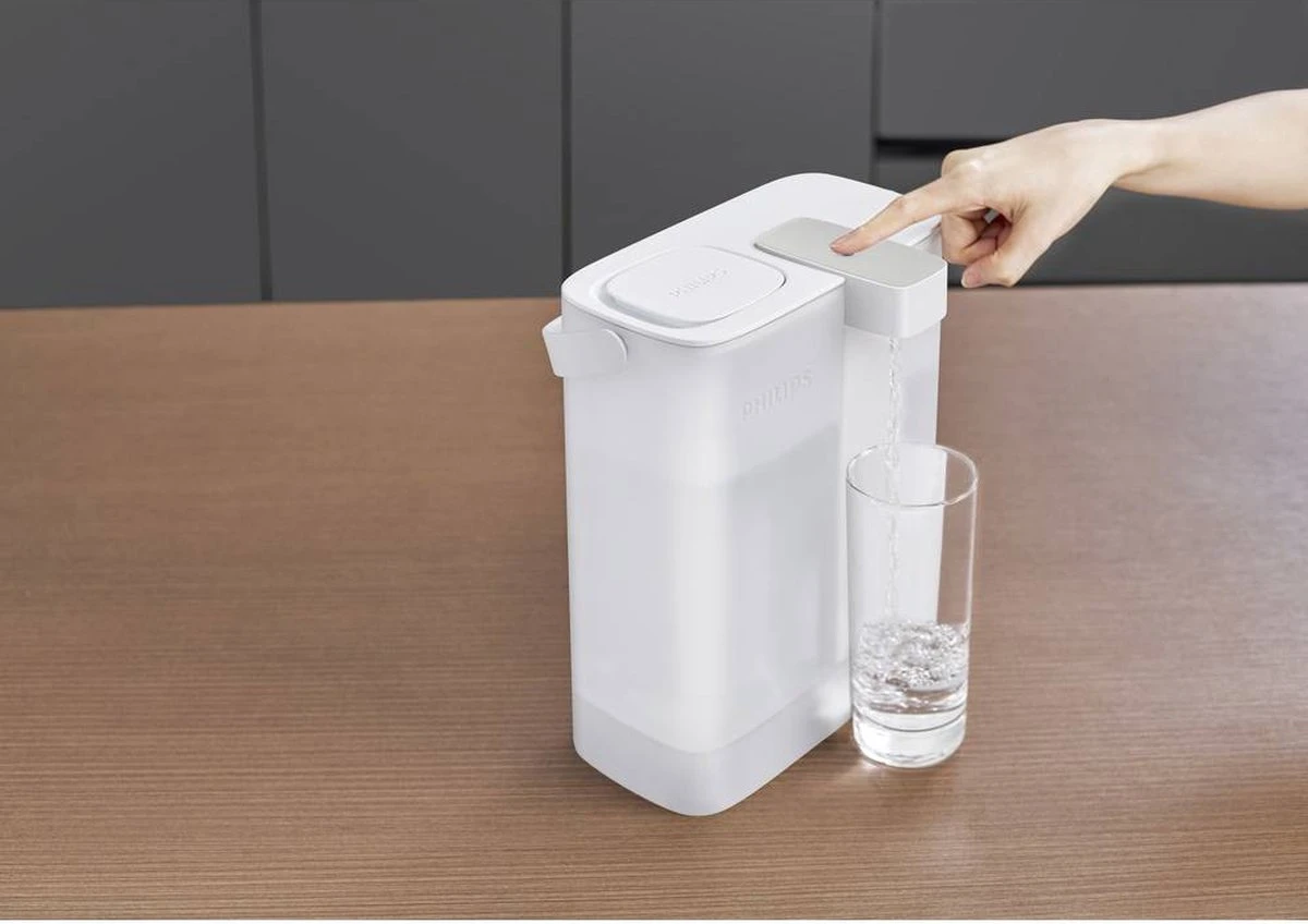 Philips Water Instant Water Filter - 3 L Inhoud, 1 L/min Snelle Doorstroming, Oplaadbaar Via USB-C 12 Philips Water Instant Water Filter - 3 L Inhoud, 1 L/min Snelle Doorstroming, Oplaadbaar Via USB-C - Afbeelding 10
