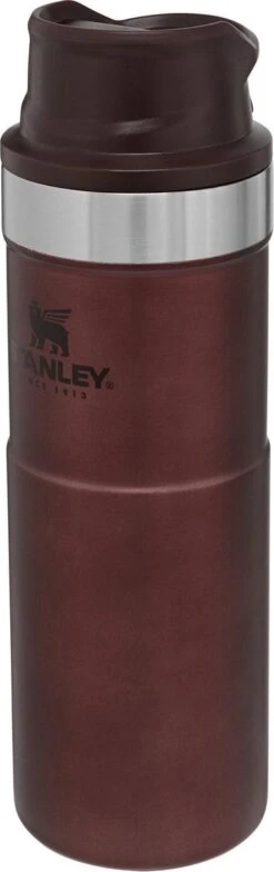 Stanley Trigger-Action Travel Mug 0.47L - Thermosfles - Wine 30 Stanley Trigger-Action Travel Mug 0.47L - Thermosfles - Wine -Premium Waterflessenwinkel 378x1200 3