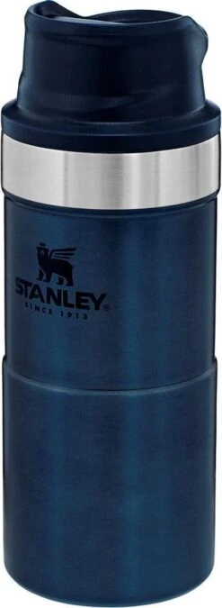 Stanley Classic Trigger-Action Thermosfles - 0.35L- Nightfall -Premium Waterflessenwinkel 439x1200 1
