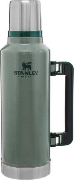 Stanley The Legendary Classic Bottle 1,90L - Thermosfles - Hammertone Green 33 Stanley The Legendary Classic Bottle 1,90L - Thermosfles - Hammertone Green -Premium Waterflessenwinkel 495x1200 1