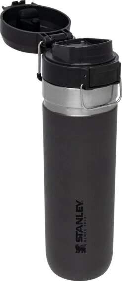 Stanley The Quick Flip Water Bottle 0,70L - Thermosfles - Charcoal -Premium Waterflessenwinkel 523x1200