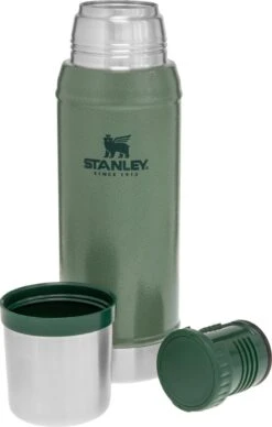 Stanley The Legendary Classic Bottle 0,75L - Thermosfles - Hammertone Green 30 Stanley The Legendary Classic Bottle 0,75L - Thermosfles - Hammertone Green -Premium Waterflessenwinkel 764x1200