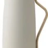 Stelton Thermoskan Emma Sand 1.2 Liter -Premium Waterflessenwinkel 792x1200