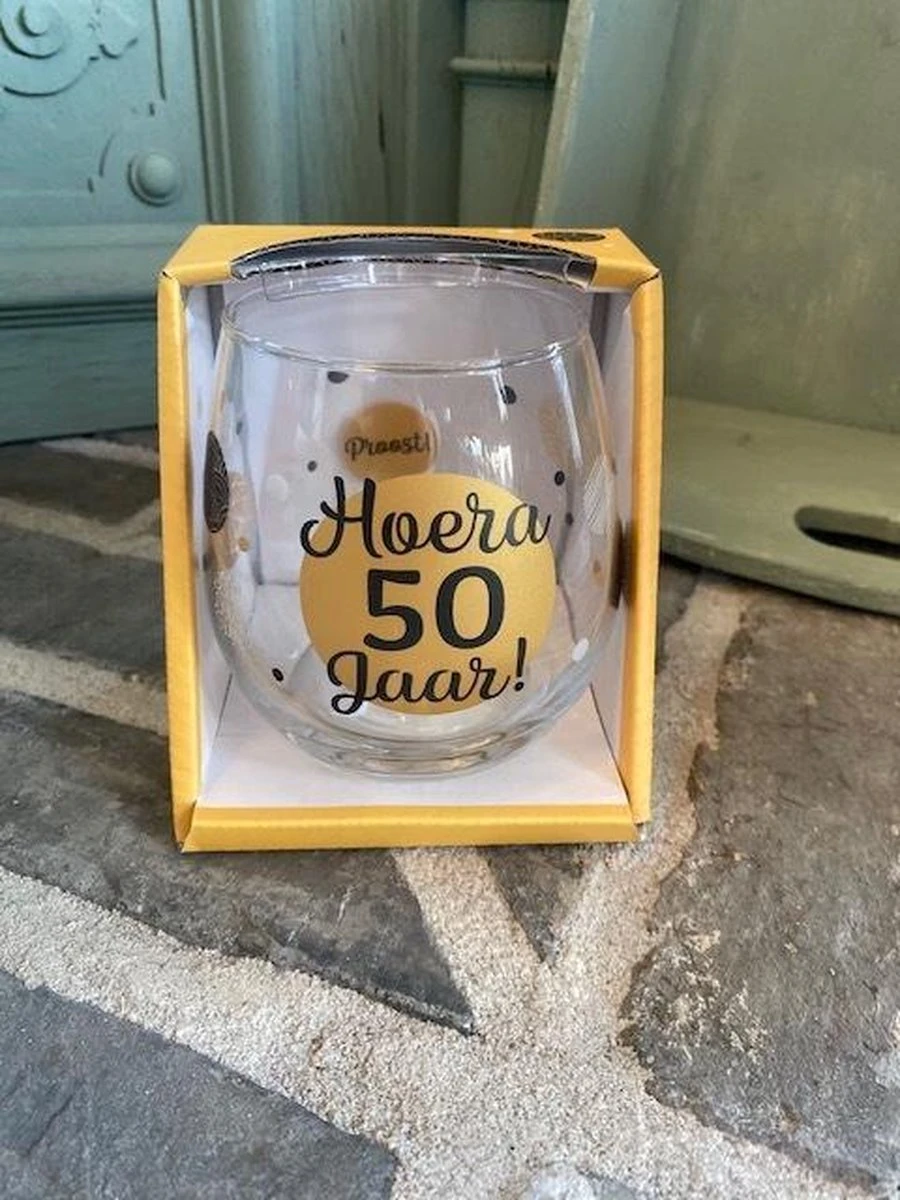 Merkloos Wijn - Water Glas / Hoera 50 Jaar / Abraham / Sarah / Wijnglas / Waterglas / Leuke Tekst / Moederdag / Vaderdag / Verjaardag / Cadeau 3 Merkloos Wijn - Water Glas / Hoera 50 Jaar / Abraham / Sarah / Wijnglas / Waterglas / Leuke Tekst / Moederdag / Vaderdag / Verjaardag / Cadeau